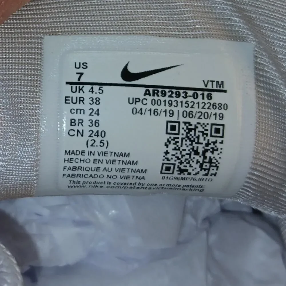 Nike Air Max 720 Women's Light Gray Running Sneakers - Size 7